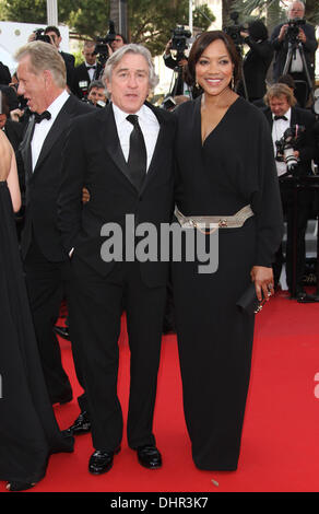 Robert De Niro et sa femme Grace Hightower 'Madagascar 3 : Europe's Most Wanted' premiere- au cours de la 65e Festival de Cannes Cannes, France - 18.05.12 Banque D'Images