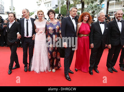 Anne Duperey, Pierre Arditi, Sabine Azema, Lambert Wilson, Anne Consigny, Hippolyte Girardot 'Vous n'avez encore rien vu' (You Ain't Seen Nothin encore) premiere au cours de la 65e Festival de Cannes Cannes, France - 21.05.12 Banque D'Images