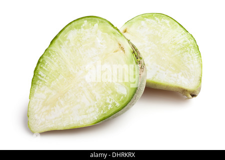 Couper le radis vert isolated on white Banque D'Images