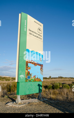 Inscrivez-vous pour l'entrée du Parc Naturel de Guadalhorce. L'Andalousie, Malaga, Espagne. Banque D'Images