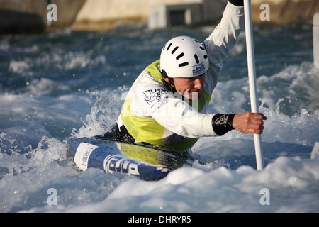 Finale du British Open 2013 - Slalom en canoë, Lee Vally White Water Centre, Londres le 3 novembre 2013 Banque D'Images