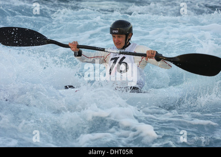 Finale du British Open 2013 - Slalom en canoë, Lee Vally White Water Centre, Londres le 3 novembre 2013 Banque D'Images