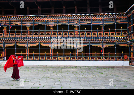 Rinpung Dzong (forteresse) de 5 étages servi une défense efficace contre les tentatives d'invasion par les Tibétains,Paro Valley Banque D'Images