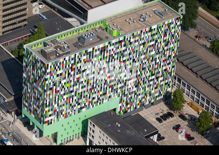 Pays-bas, Utrecht, Université d'Utrecht. Appartement coloré bâtiment appelé Casa de confettis. Logement étudiant. Aerial Banque D'Images