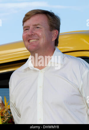 Saba, des Caraïbes. 14 novembre 2013. Le roi Willem-Alexander visite l'île des Caraïbes de Saba, 14 novembre 2013. Le roi Willem-Alexander et maxima des caraïbes Queen tour partie du Royaume du 12 au 21 novembre. Photo : PRE/ Albert Nieboer/dpa/Alamy Live News Banque D'Images