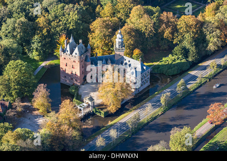 Pays-bas, Breukelen, vue aérienne du château Nyenrode Nijenrode ou et le parc. Accueil à l'Université de Nyenrode Business Banque D'Images