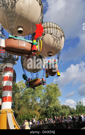 L'École de ballon dans la section de la circulation de Legoland, Windsor, Royaume-Uni Banque D'Images