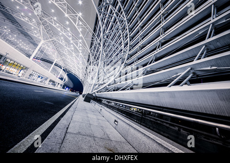 Modernisation de la gare ferroviaire de nuit Banque D'Images