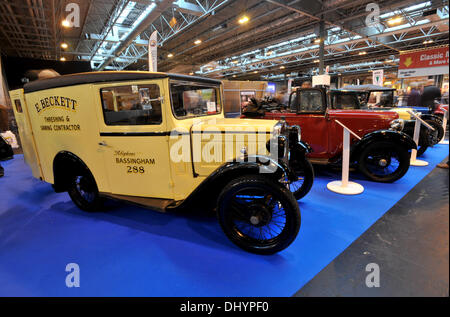 Birmingham, UK. 16 Nov, 2013. Classic et voitures anciennes sur l'affichage à l'assurance-Lancaster Classic Car Show NEC de Birmingham. Austin 7 Crédit club : Matthew Richardson/Alamy Live News Banque D'Images