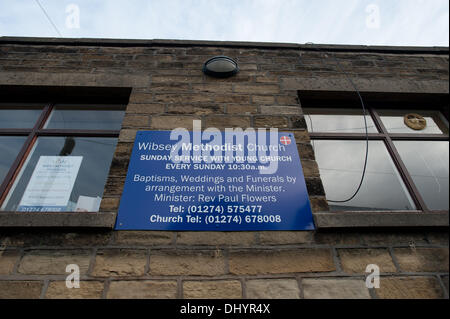 Wibsey, UK. 17 novembre, 2013. L'Eglise méthodiste d'Wibsey où le révérend Paul Fleurs ancien chef de Co-op effectue des services Credit : Steven Schofield/Alamy Live News Banque D'Images