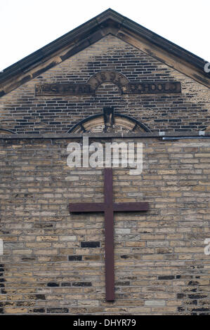 Wibsey, UK. 17 novembre, 2013. L'Eglise méthodiste d'Wibsey où le révérend Paul Fleurs ancien chef de Co-op effectue des services Credit : Steven Schofield/Alamy Live News Banque D'Images