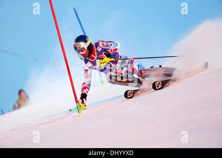 Levi, Finlande. 17 novembre, 2013. Alexis Pintrurault de France pendant la Coupe du Monde de ski alpin, AUDI FIS men's course de slalom le 17 novembre, 2013 à Levi en Finlande. Credit : Yoshio Takusagawa/ESPA/Alamy Live News Banque D'Images