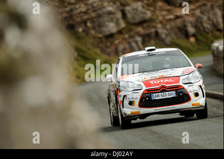 Llandudno, au Pays de Galles. 17 novembre, 2013. Quentin Gilbert, de France (GRA) et de Renard Jamoul d Belgiuk (BEL) conduire leur privateer WRC 3 Citroen DS3 R3T sur le Great Orme stade (SS22) pendant 4 jours de Wales Rally GB, la finale du Championnat des rallyes de la FIA 2013 Word. Credit : Action Plus Sport/Alamy Live News Banque D'Images