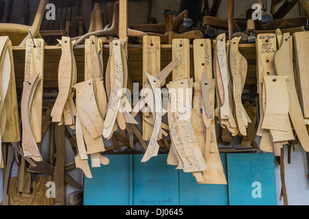 Les modèles en bois dans la région de Sam Maloof's shop de la célèbre artiste/menuisier Sam Maloof. Banque D'Images