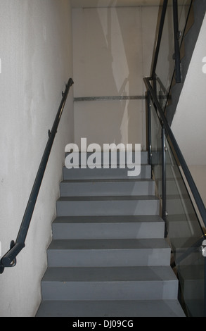 Escalier de l'Ibis Budget Hotel, Leeds, West Yorkshire, Royaume-Uni Banque D'Images