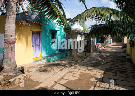 Village-rue de l'Inde rurale. L'Andhra Pradesh, Inde Banque D'Images