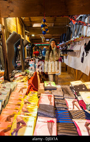 Le piémont, Turin, Italie. 17 novembre 2013. Du 9 au 24 novembre à la piazza Solferino Marché de Noël Français © Realy Easy Star/Alamy Live News Banque D'Images