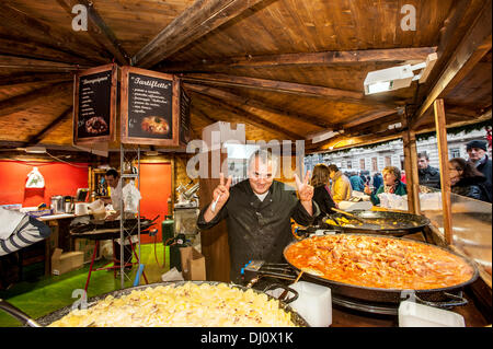 Le piémont, Turin, Italie. 17 novembre 2013. Du 9 au 24 novembre à la piazza Solferino Marché de Noël Français © Realy Easy Star/Alamy Live News Banque D'Images