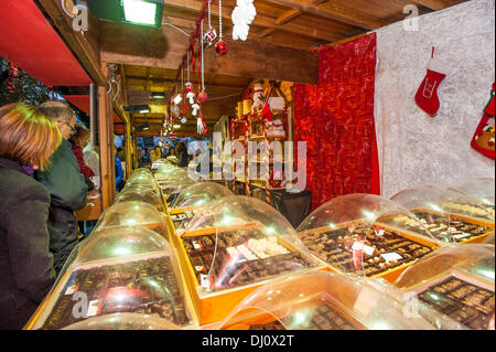 Le piémont, Turin, Italie. 17 novembre 2013. Du 9 au 24 novembre à la piazza Solferino Marché de Noël Français © Realy Easy Star/Alamy Live News Banque D'Images