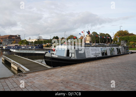 Le Canal Wharf à Stratford-upon-Avon Angleterre bassin de Bancroft, cours d'eau britanniques Banque D'Images