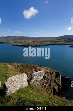 Portmagee et ses environs, à partir de l'île de Valencia, l'Anneau du Kerry, comté de Kerry, Irlande Banque D'Images