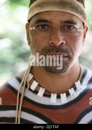 Guerrier Tjapukai autochtones australiens du Queensland Nord Tropiques humides Banque D'Images