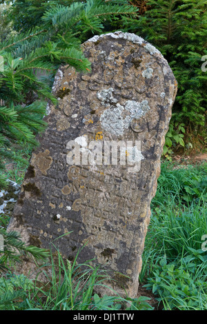 En Pierres tombales, cimetière juif, Kirkut Lutowiska, Bieszczady, dans le sud-est de l'Europe Polanf Banque D'Images