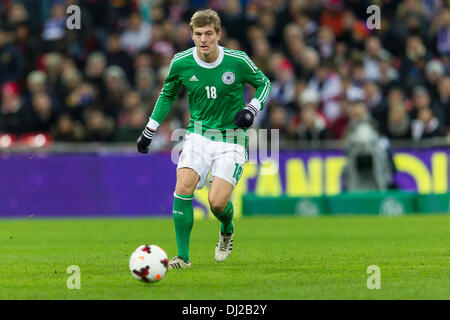 Londres, Royaume-Uni. 19 nov., 2013. L'Allemagne Toni Kroos au cours de l'International football match amical entre l'Angleterre et l'Allemagne du stade de Wembley. Credit : Action Plus Sport/Alamy Live News Banque D'Images