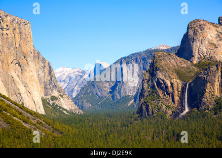 El Capitan Yosemite Half Dome et dans les parcs nationaux de la Californie US Banque D'Images