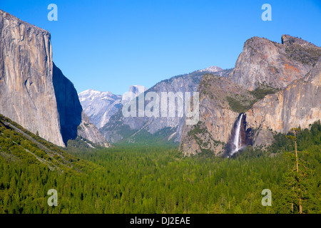 El Capitan Yosemite Half Dome et dans les parcs nationaux de la Californie US Banque D'Images