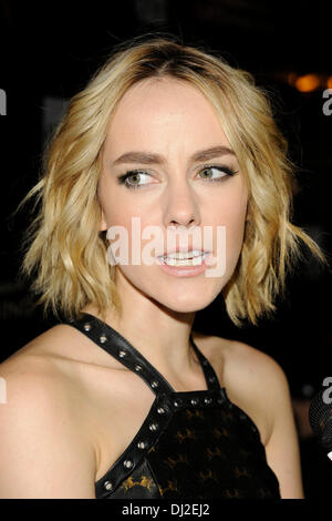 Toronto, Canada. 19e Août 2013. Jena Malone en arrivant à la première canadienne de THE HUNGER GAMES : CATCHING FIRE à Scotiabank Theatre. Credit : EXImages/Alamy Live News Banque D'Images