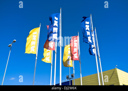 Ikea Ikea EUROPE DH SUPERSTORE Arrecife Lanzarote Espagne drapeaux espagnol store exterior Banque D'Images