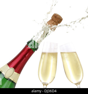 Popping cork de une bouteille de champagne, isolated on white Banque D'Images
