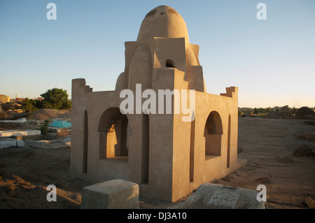 Dans le Fatamid mausolée au cimetière d'Assouan, Egypte. Banque D'Images