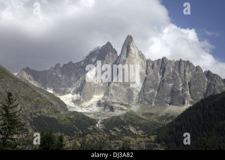 L'Aiguille Verte (4122 m) et de l'ERN de Col des Montets dans le Massif du Mont Blanc, Chamonix Banque D'Images