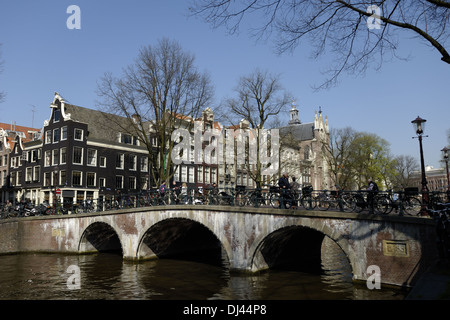 Pont sur le Keizersgracht à Amsterdam Banque D'Images