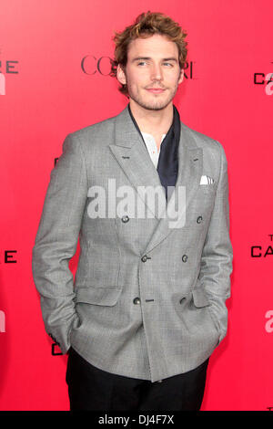 Sam Claflin bei der Filmpremiere von 'The Hunger Games : Catching Fire / Die Hommage von Panem - prendre feu' im Nokia Theater. Los Angeles, 18.11.2013 Banque D'Images