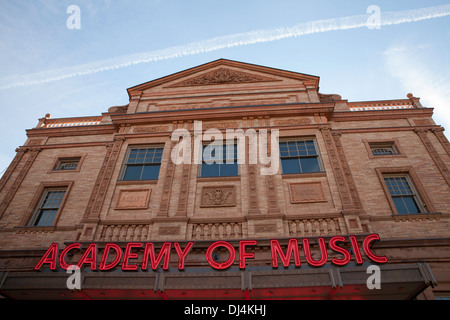 L'Académie de musique est un vénérable ancien théâtre sur la rue Main à Northampton dans le Massachusetts. Banque D'Images