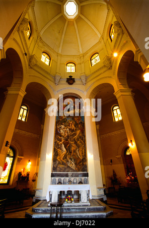 nécropole côlon cristobal, intérieur de la chapelle, vedado, cuba Banque D'Images