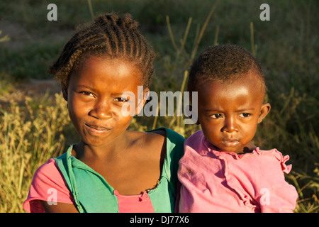 Les enfants malgaches, Madagasar Banque D'Images