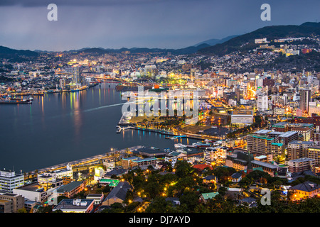 L'horizon de la baie de Nagasaki, Japon. Banque D'Images