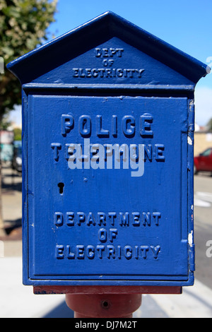 Cette image montre un appel d'urgence fort à San Francisco Banque D'Images