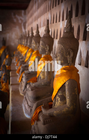 Les bouddhas au Temple Sisaket à Vientiane, Laos Banque D'Images