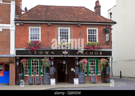 Crown and Anchor pub Winchester, Hampshire, England, UK. Banque D'Images