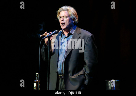 RON WHITE apporte sa tournée 2013-2014 à la Durham Performing Arts Center de Durham, NC. Banque D'Images