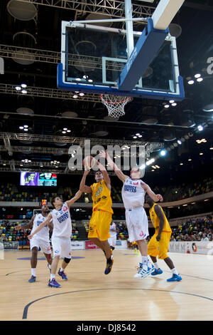 Londres, Royaume-Uni. 24 nov., 2013. BBL : London Surrey Lions v United, Cuivre Fort, Londres, Angleterre. Crédit : Simon Balson/Alamy Live News Banque D'Images