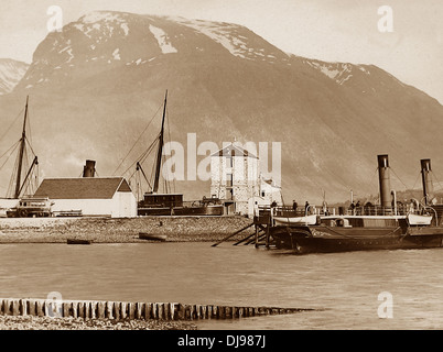 Le Ben Nevis à partir de la période Victorienne de Corpach Banque D'Images