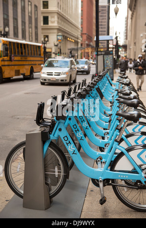 Chicago, Illinois - un vélo d''partage dans le quartier financier de Chicago. Banque D'Images