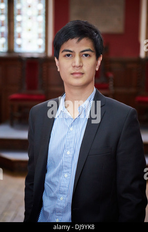 Oxford Union Wacharasindhu Président Parit en photo dans l'hémicycle des capacités Banque D'Images