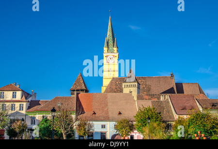 Médias, la Transylvanie. L'un des mieux conservés des centres historiques en Roumanie. Tour Médiévale de clairons. Banque D'Images